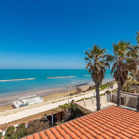 La Casa Bianca By Barbarhouse * Trani
